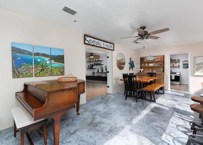 Seagrass Escape - Monthly Clearwater Beach