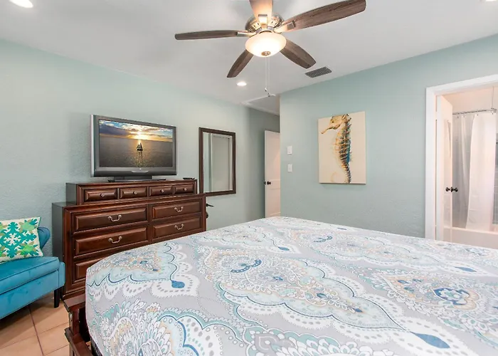 Seagrass Escape - Monthly * Clearwater Beach